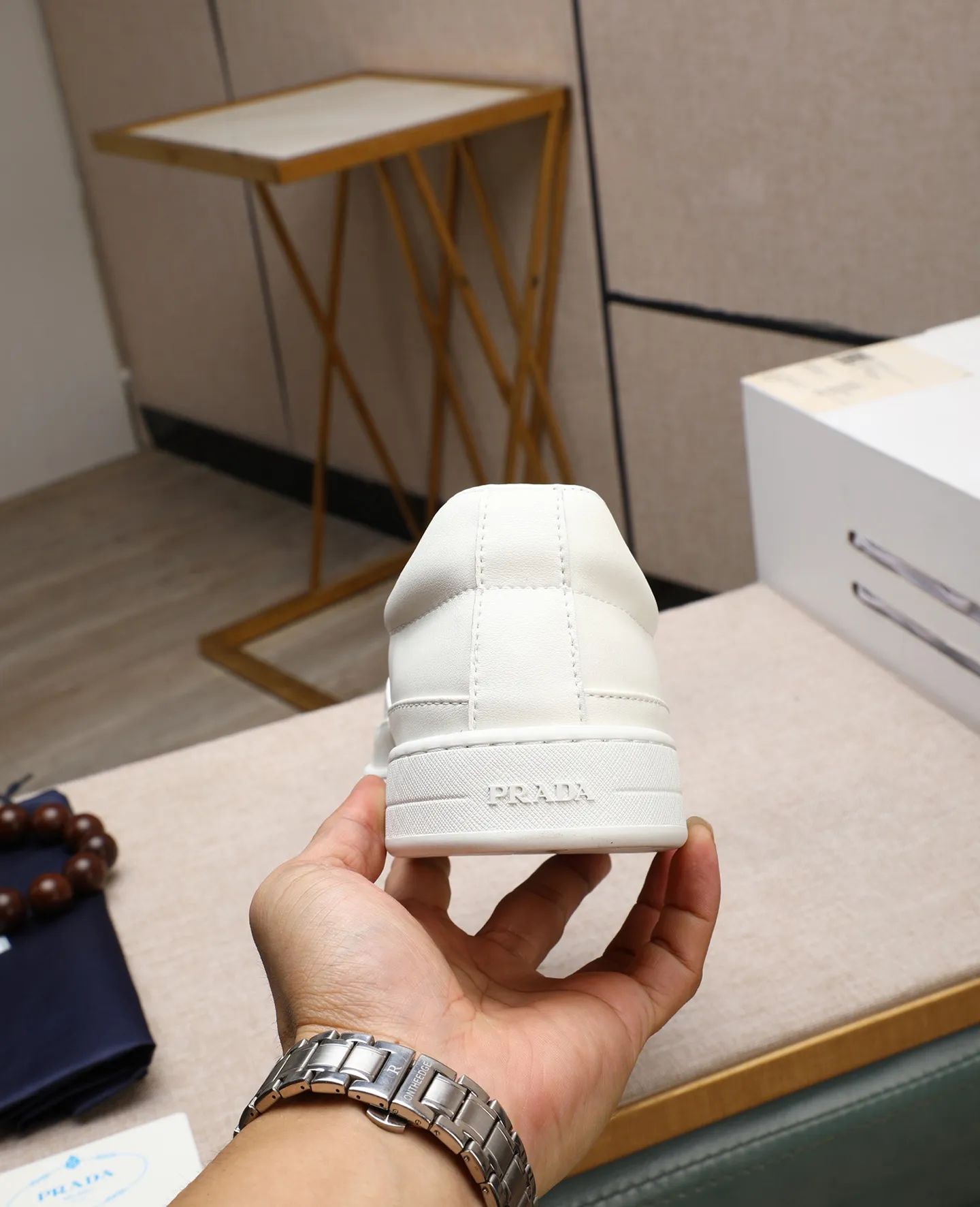 Men's men's shoes 💰440 🌹🌹[PRADA—Prada] latest model 🙈original replica! 👟👟👟Available here. The workmanship is top-notch. The upper is made of Italian 🇮🇹Imported calfskin. ❗️Breathable genuine leather lining @Suitable for travel. The original version has an enlarged engraved sole, making it suitable for all kinds of travels, showing low-key luxury. Let quality speak for itself. Color: Size: 38-44
